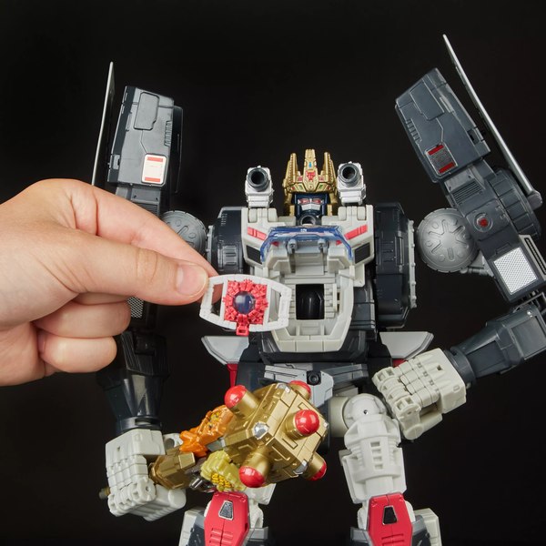 SDCC 2018   Throne Of The Primes Exclusive Official Photos Of Optimal Optimus Set  (4 of 16)
